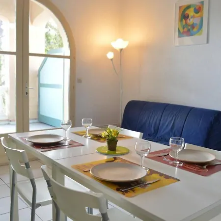 T2/mezzanine Avec Piscine Et Terrasse, A 5 Min De La Plage, St-raphael - Fr-1-226a-148 Apartment Boulouris-sur-Mer