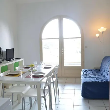 Calme Avec Terrasse A St Raphael, Proche - Fr-1-226a-148 Διαμέρισμα *