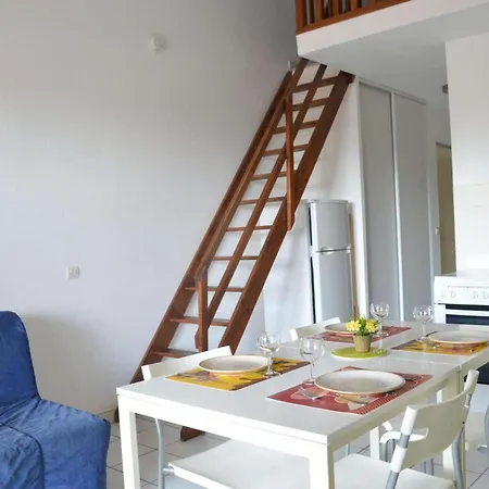 Calme Avec Terrasse A St Raphael, Proche - Fr-1-226a-148 * Boulouris-sur-Mer