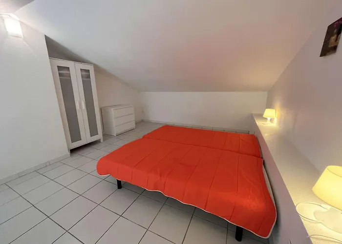 Calme Avec Terrasse A St Raphael, Proche - Fr-1-226a-148 * Boulouris-sur-Mer