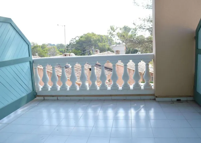 Calme Avec Terrasse A St Raphael, Proche - Fr-1-226a-148 Διαμέρισμα Boulouris-sur-Mer